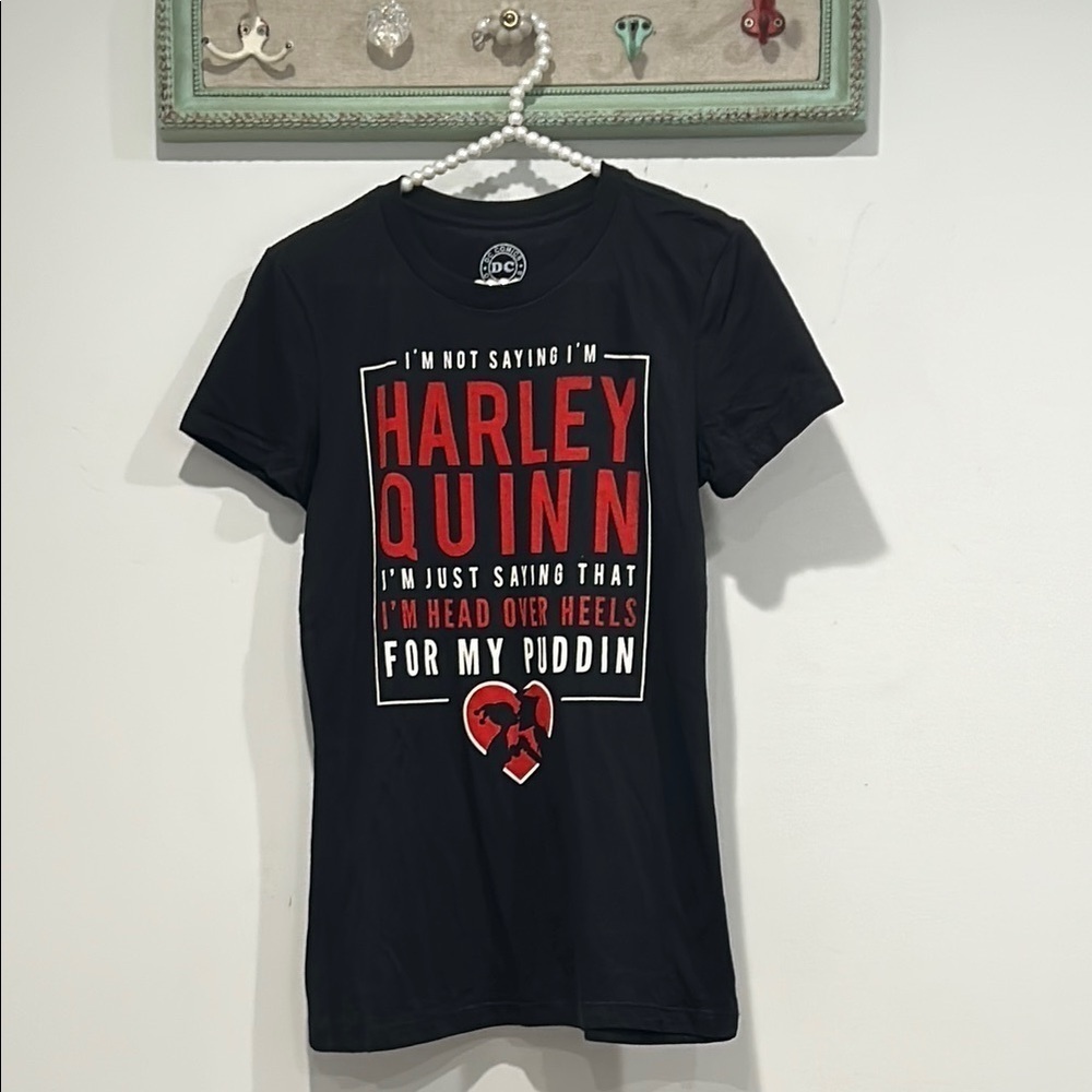 Harley Quinn head over heels puddin Graphic Short Sleeve T-Shirt black medium